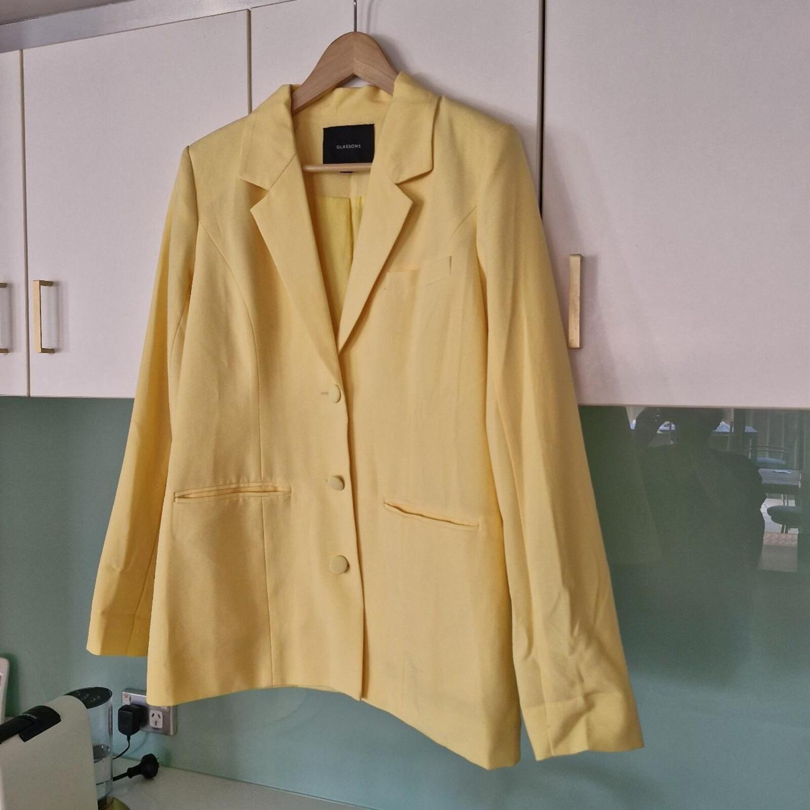 Yellow Glassons 3 Button Blazer