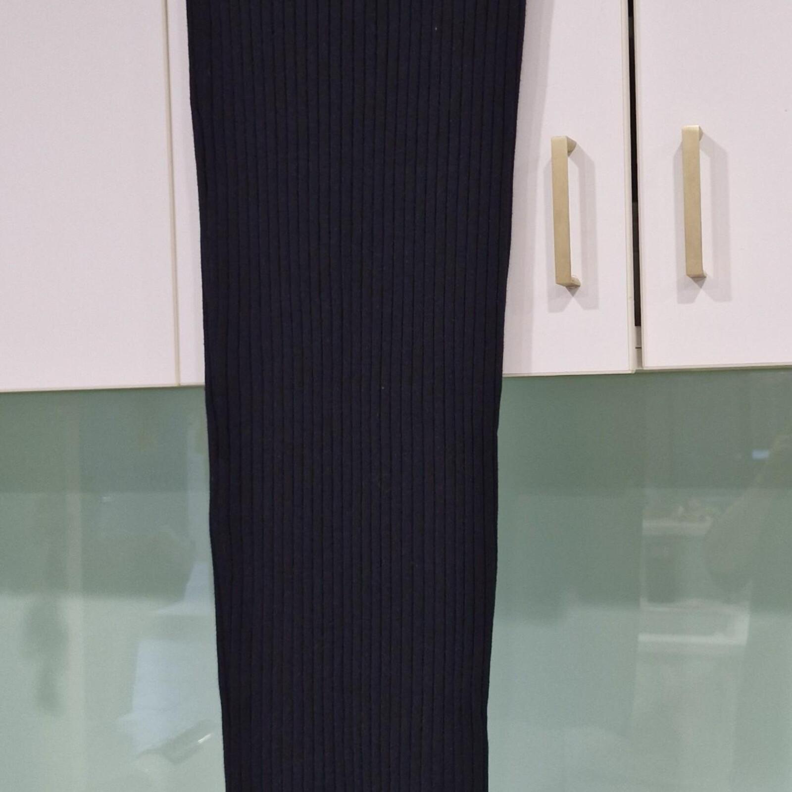 HENNE black maxi ribbed skirt