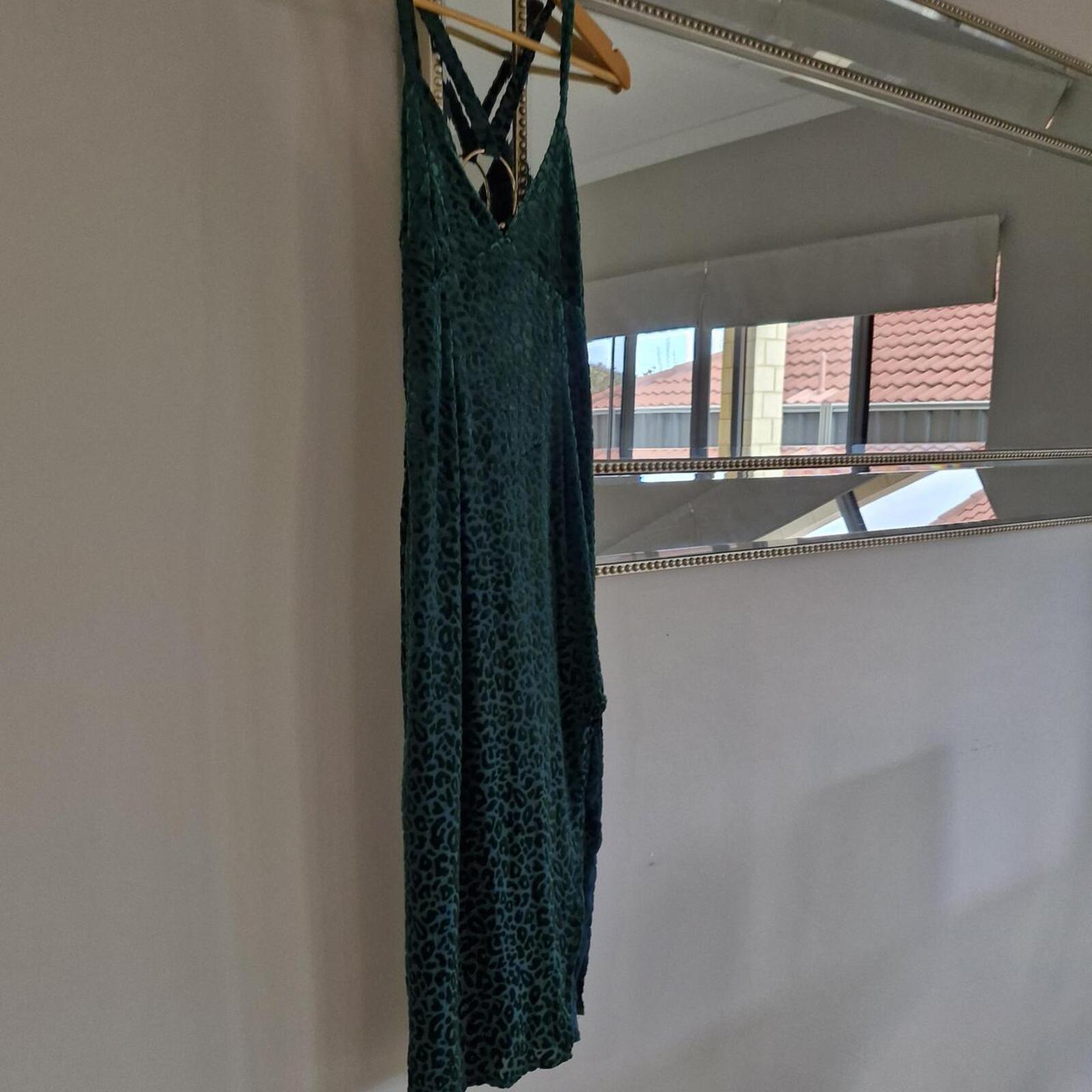 Jagger & Stone Azlin Dress