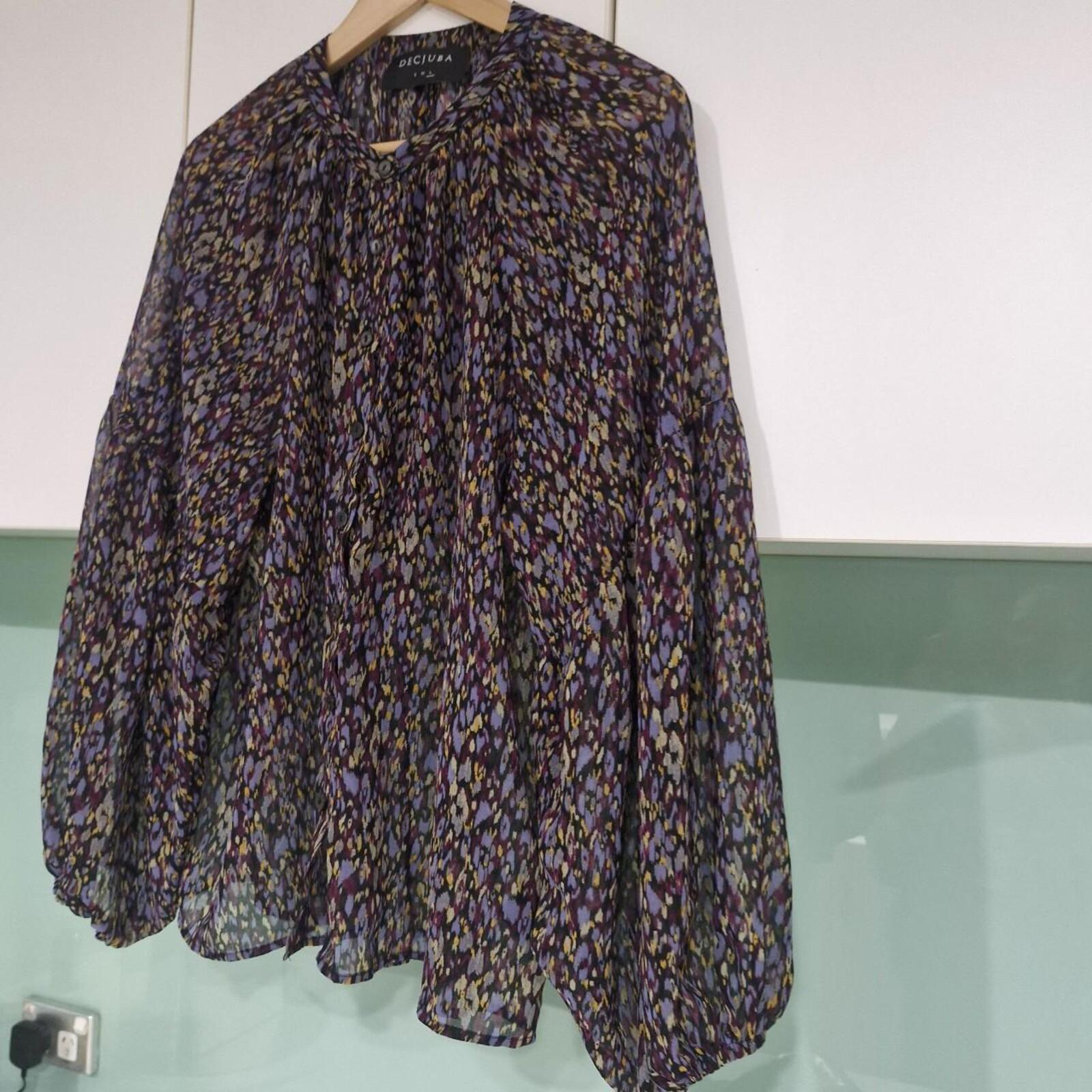 Decjuba purple and multi-coloured floral print blouse