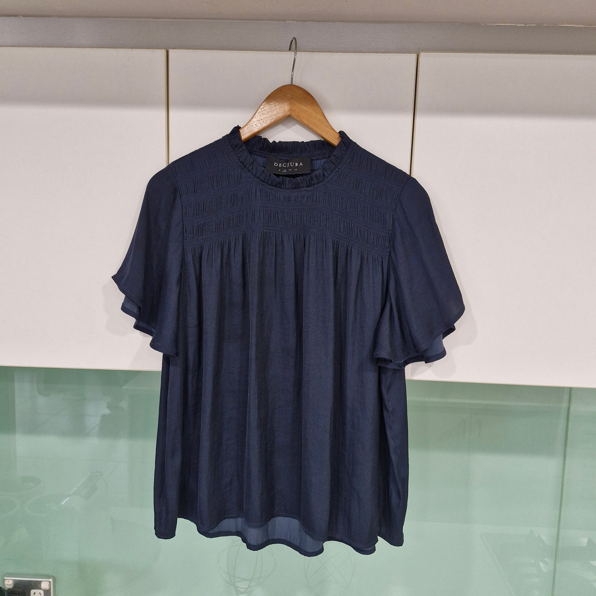 Decjuba Short Sleeve Top 10