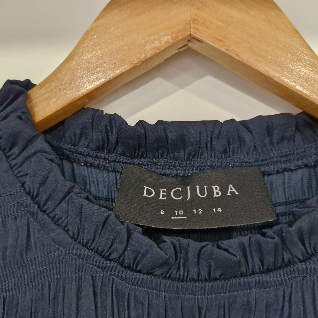 Decjuba Short Sleeve Top 10