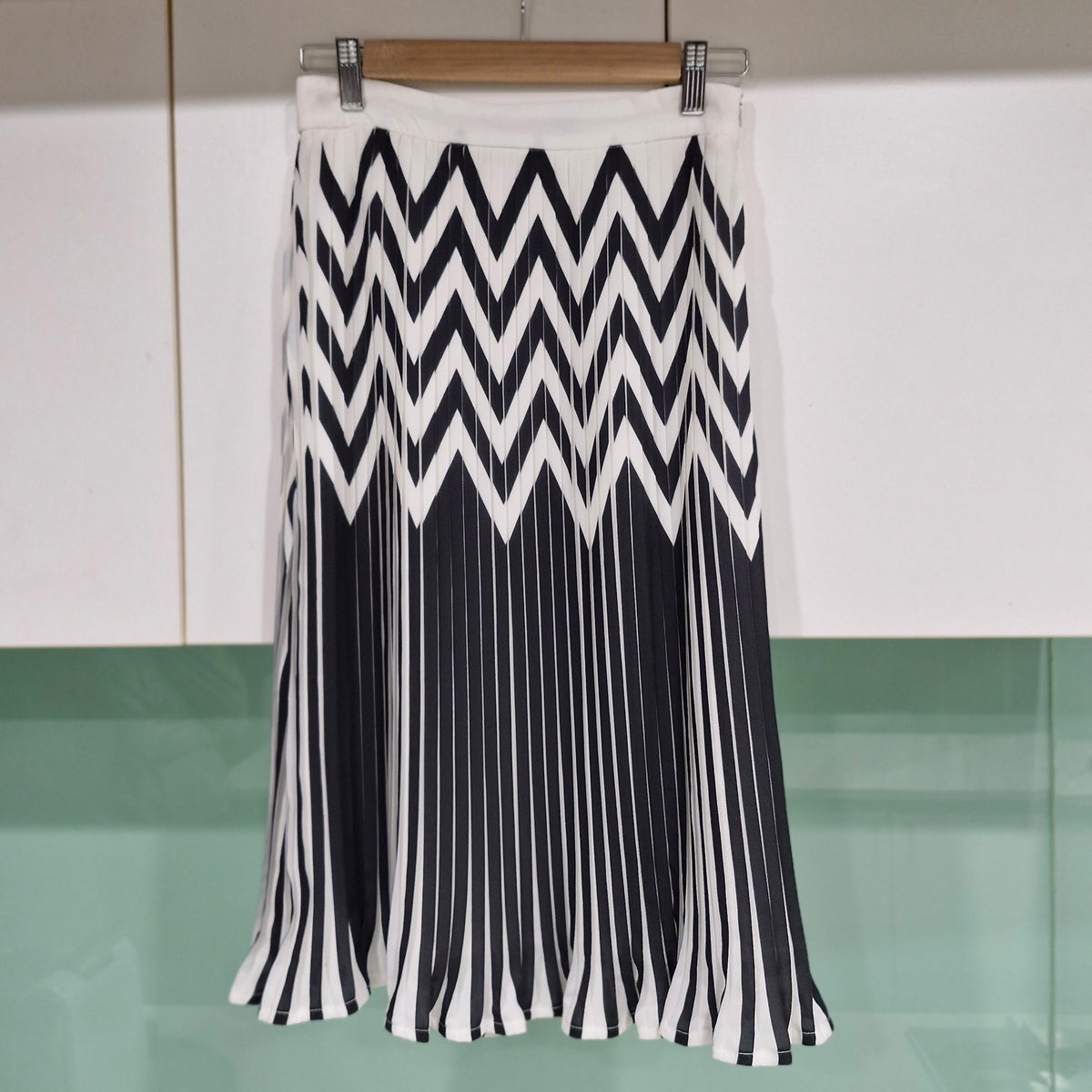 Nasty Gal Chevron Pleated Skirt 10