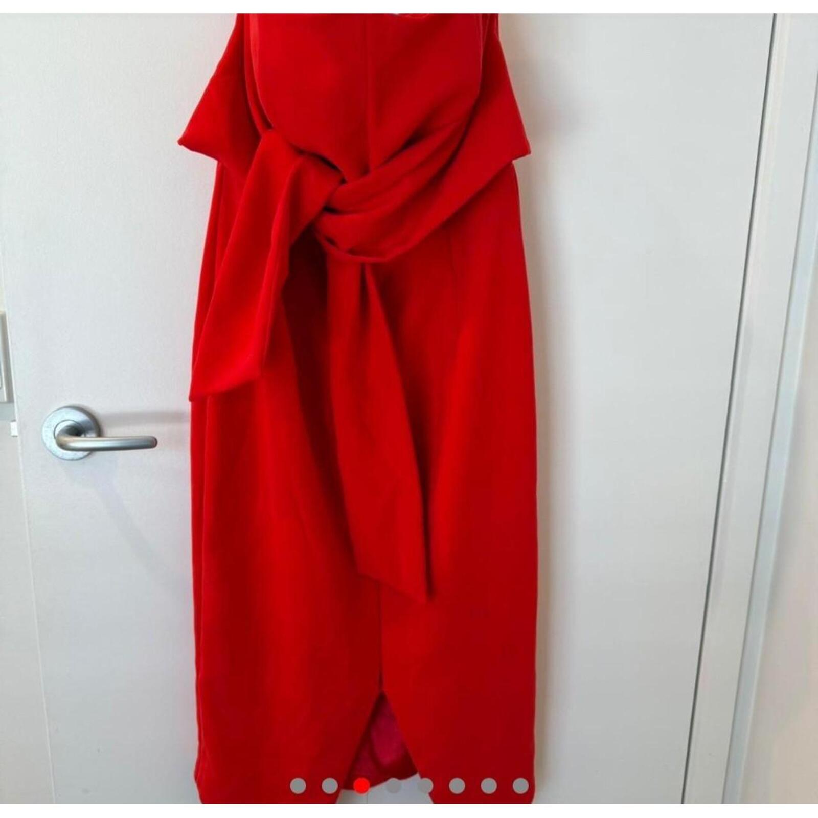 Sheike Midi Dress With Collar & Tied Waist