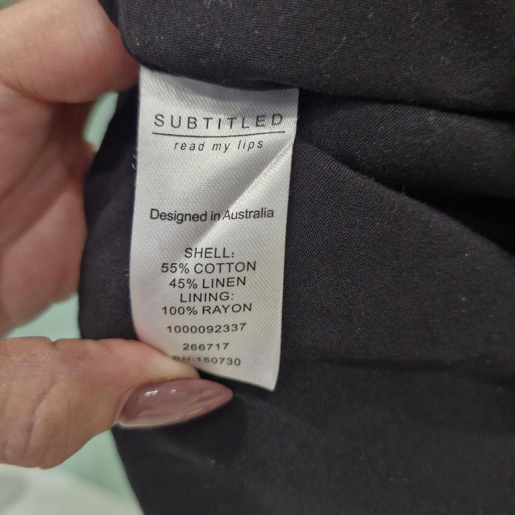 Subtitled Linen Skirt