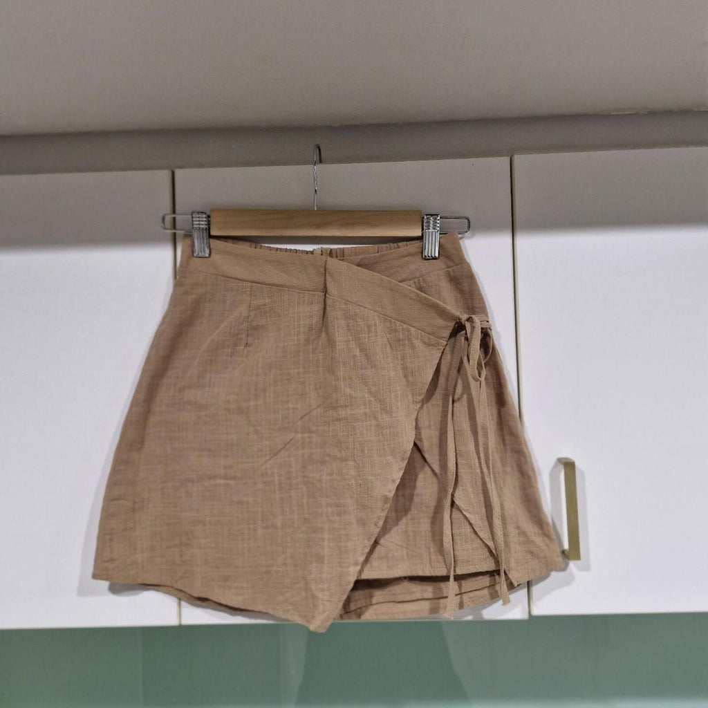 Billy J tan wrap skort