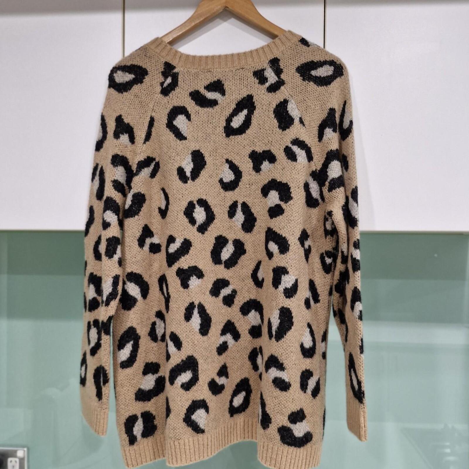 Sportsgirl Leopard print jumper