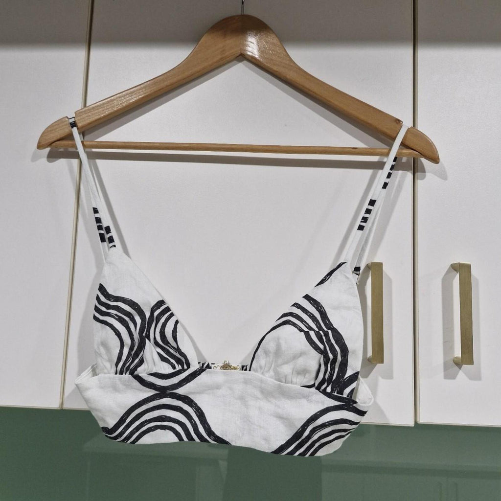 VRG GRL Find Your Tempo Linen Crop Top XXS