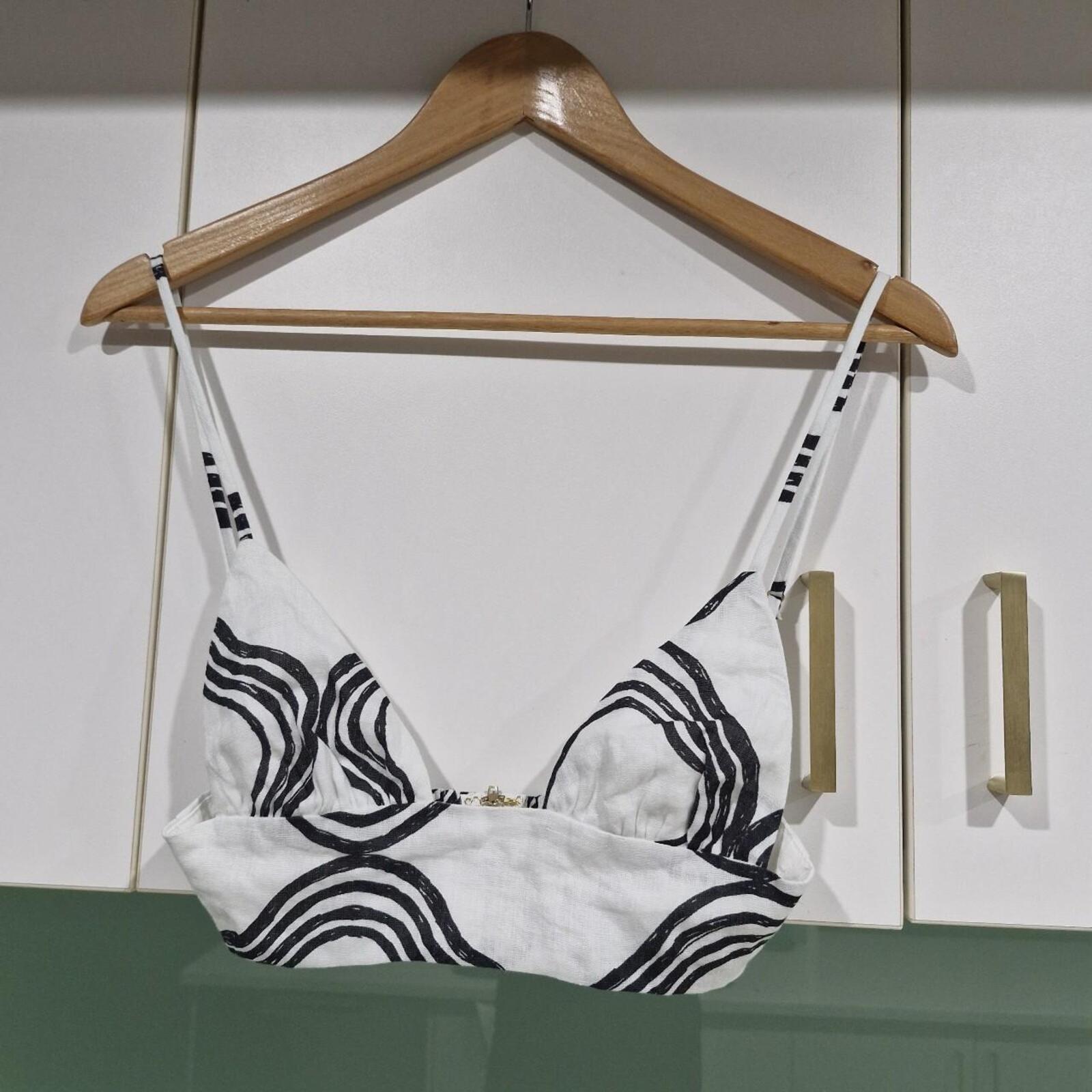 VRG GRL Find Your Tempo Linen Crop Top XXS