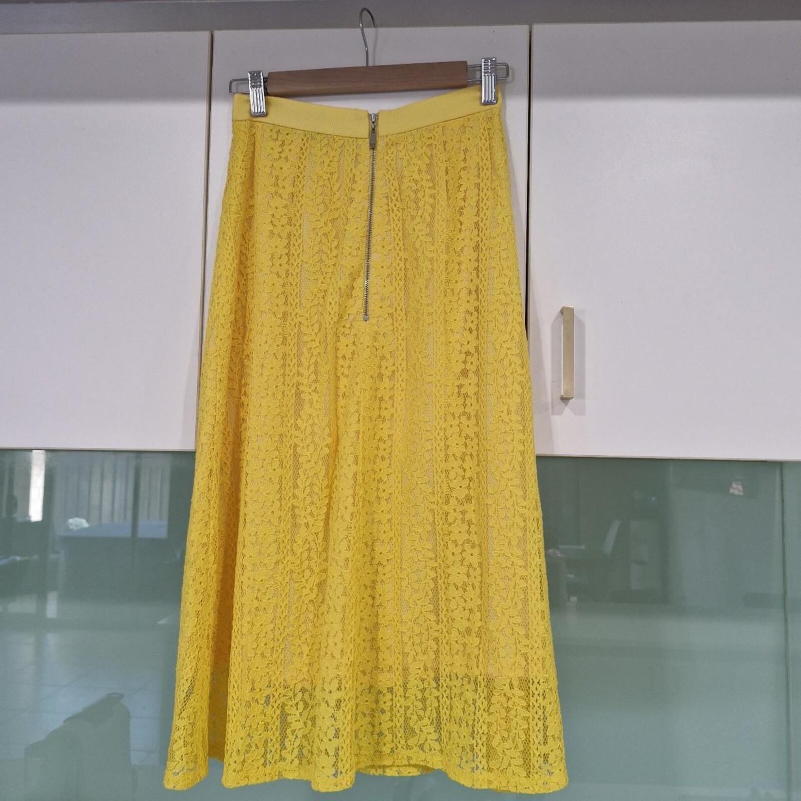 Cue yellow lace midi skirt