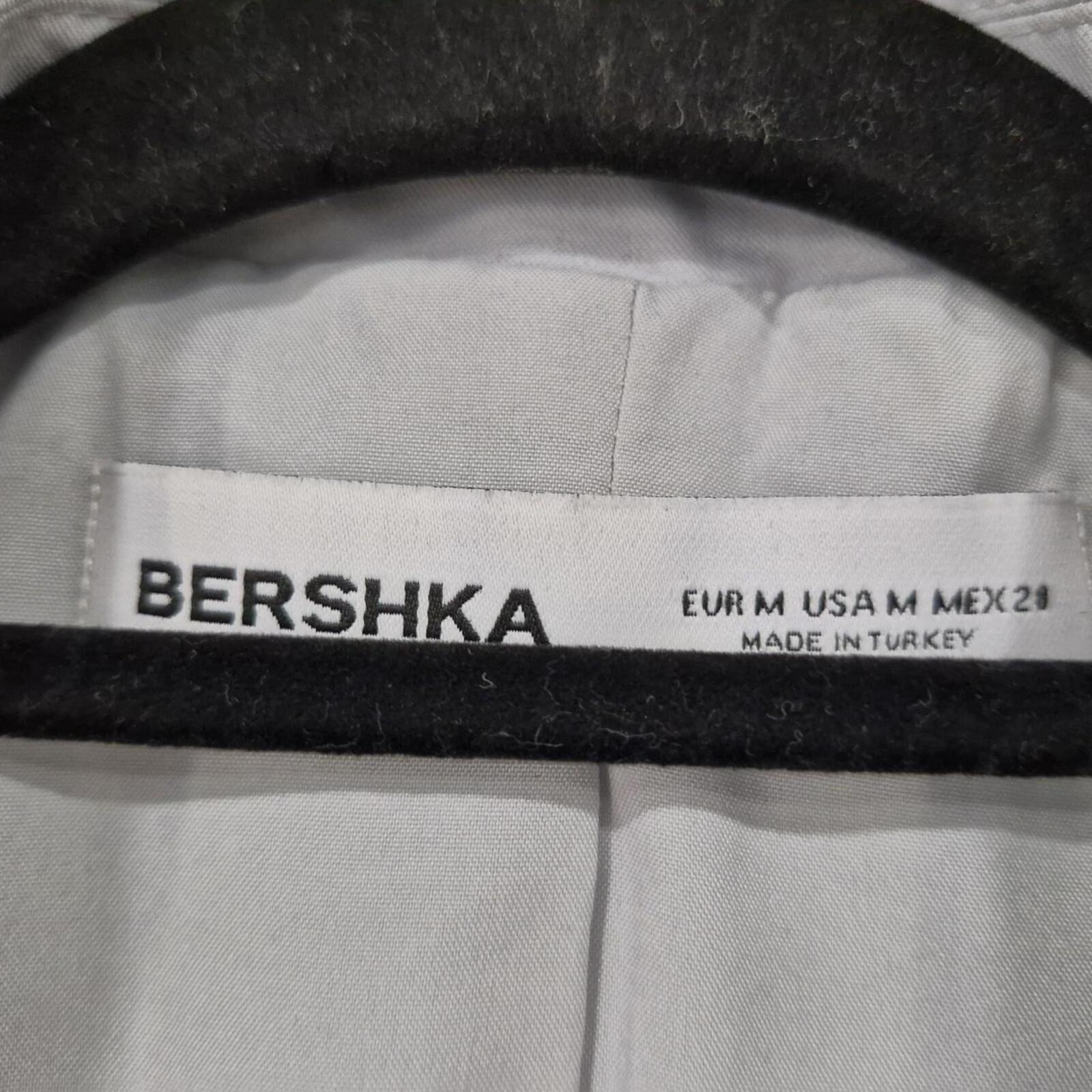 Bershka cropped blazer M