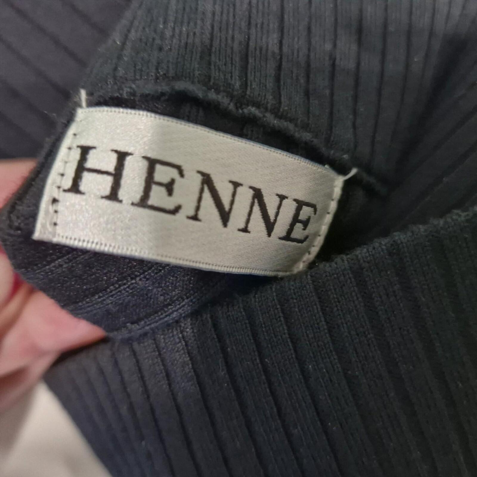 HENNE black maxi ribbed skirt
