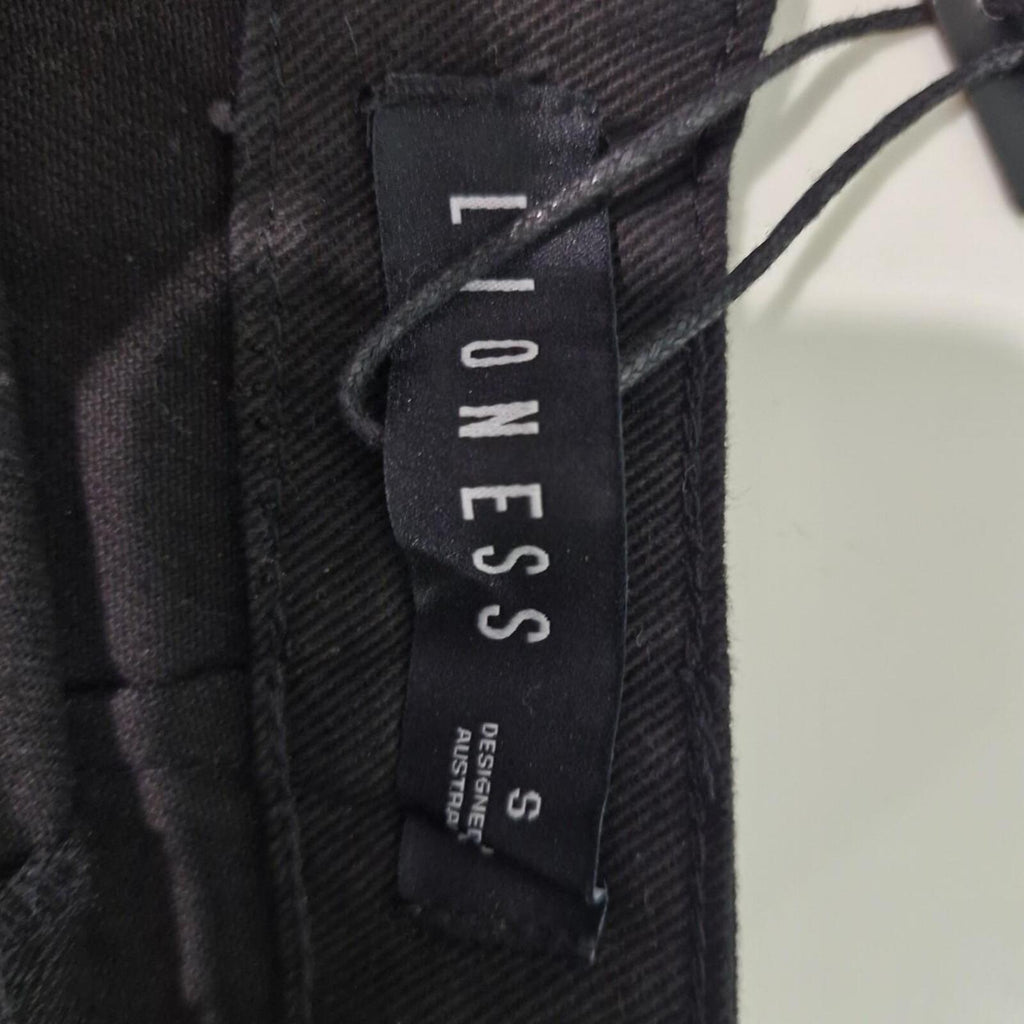 Lioness Lola black mini skirt