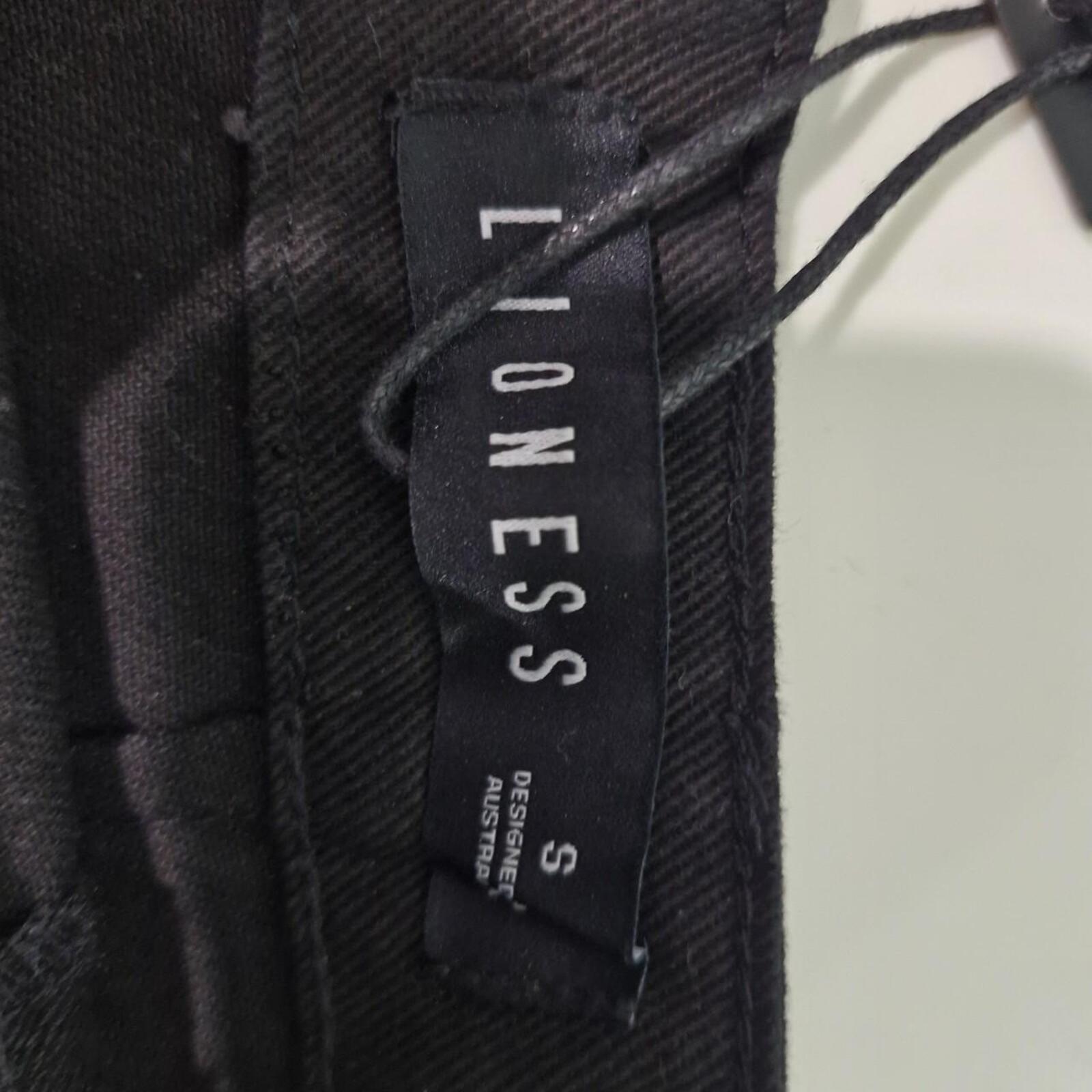 Lioness Lola black mini skirt