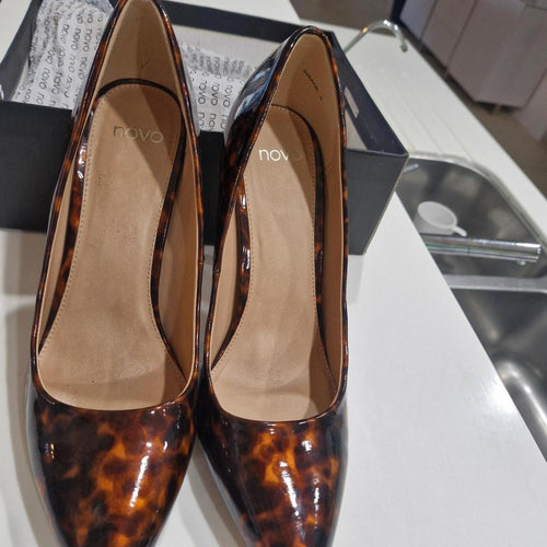 Novo Insane Core Tortoiseshell heels