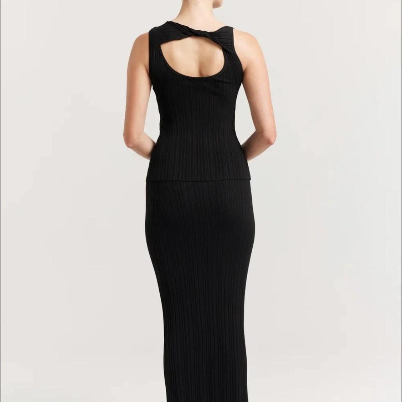 HENNE black maxi ribbed skirt