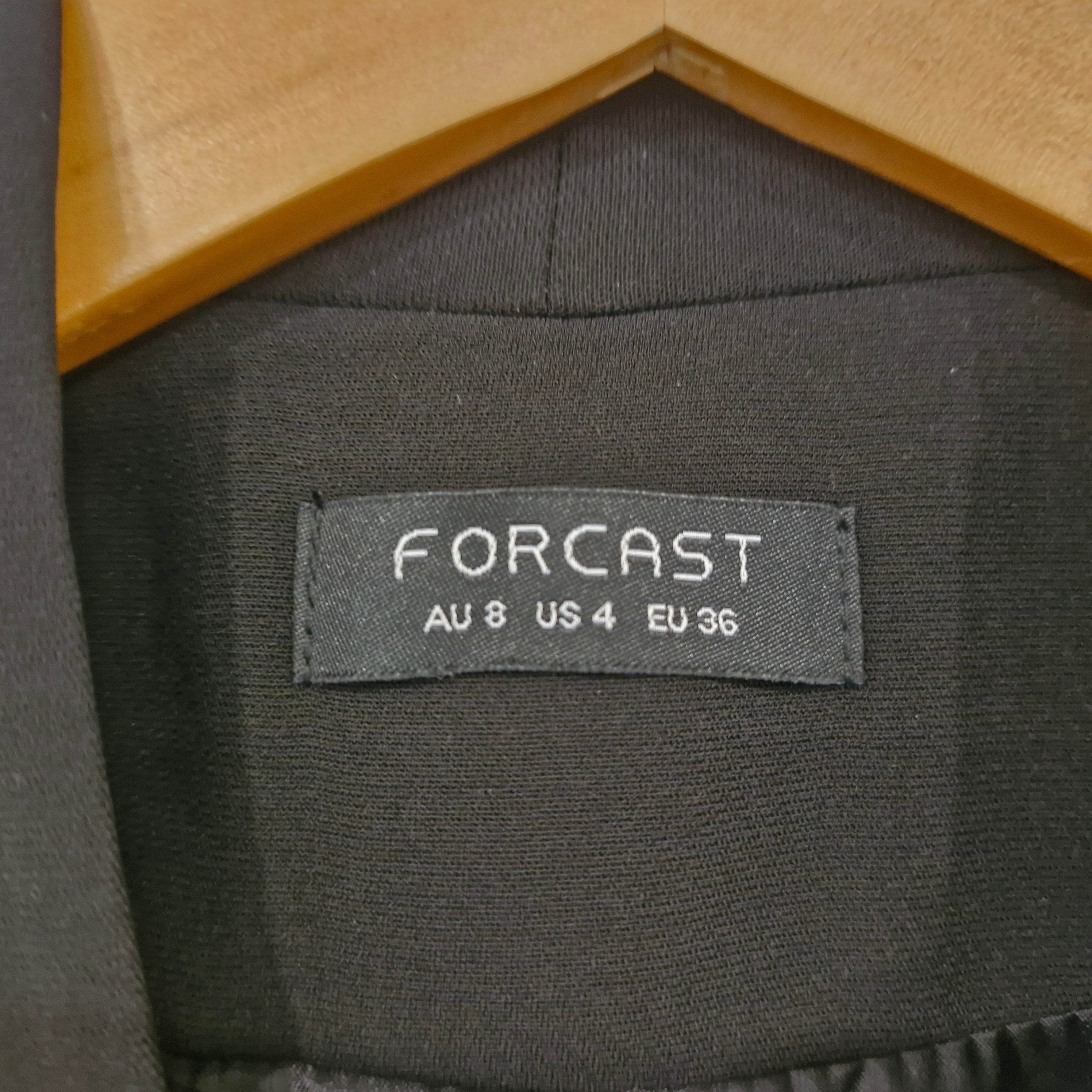 Forcast Crop 3/4 Sleeve Blazer 8