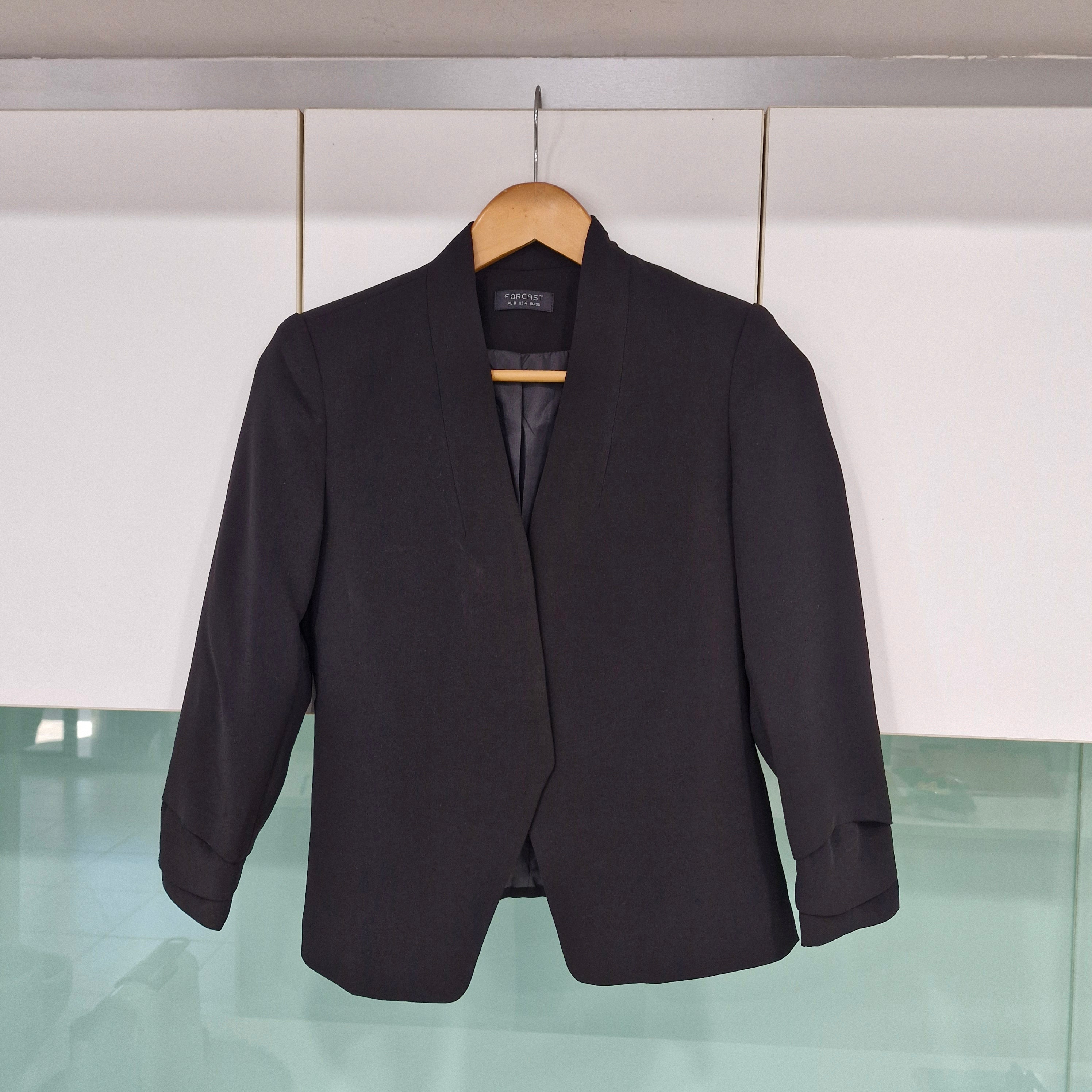 Forcast Crop 3/4 Sleeve Blazer 8