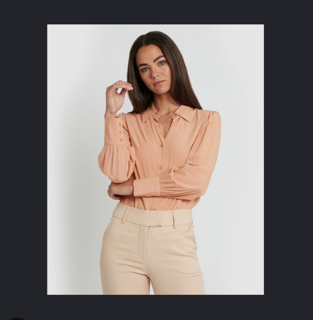 Forcast Hannah Collared Shirt 8