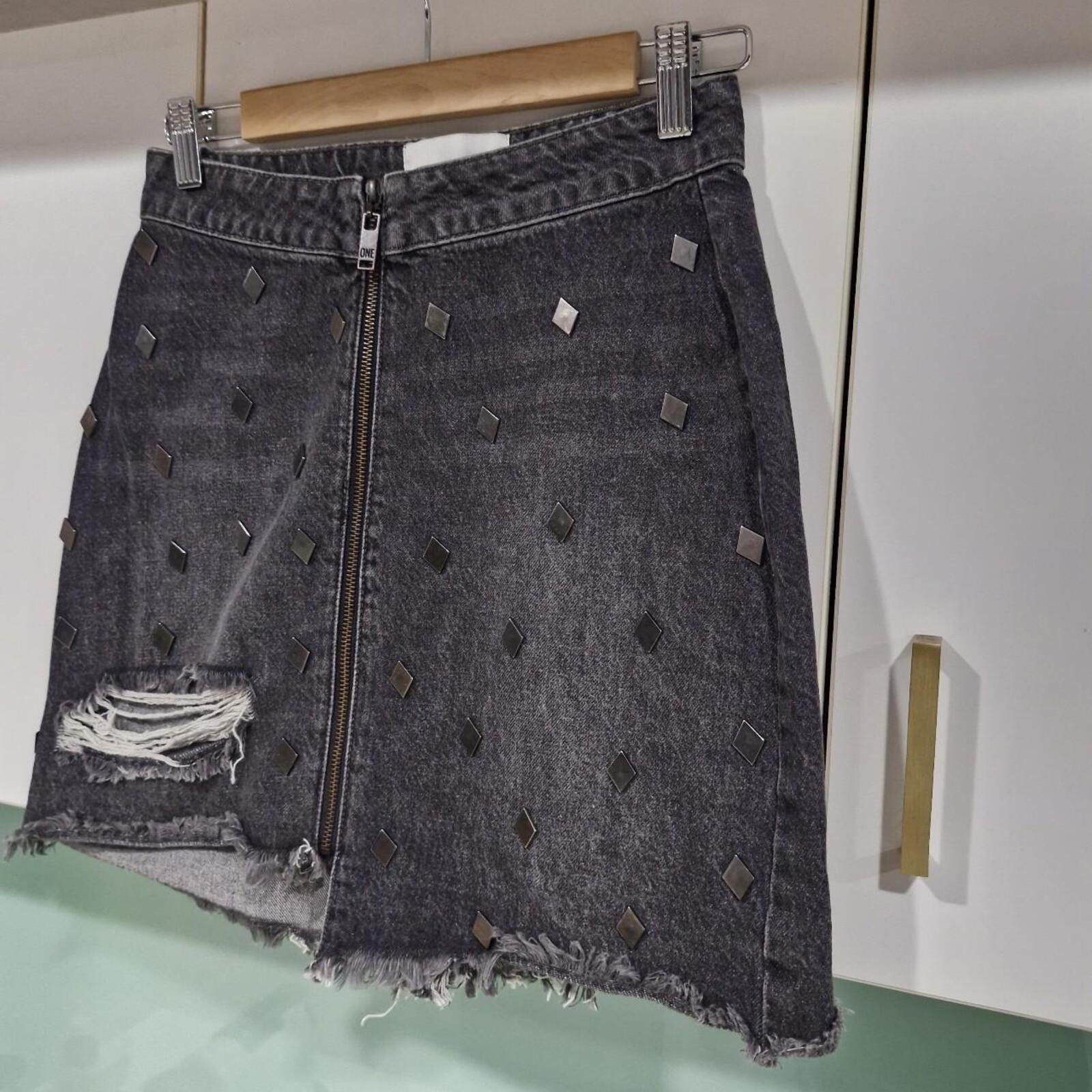 One Teaspoon black denim mini skirt with diamond shape studs and zipper detail 26"
