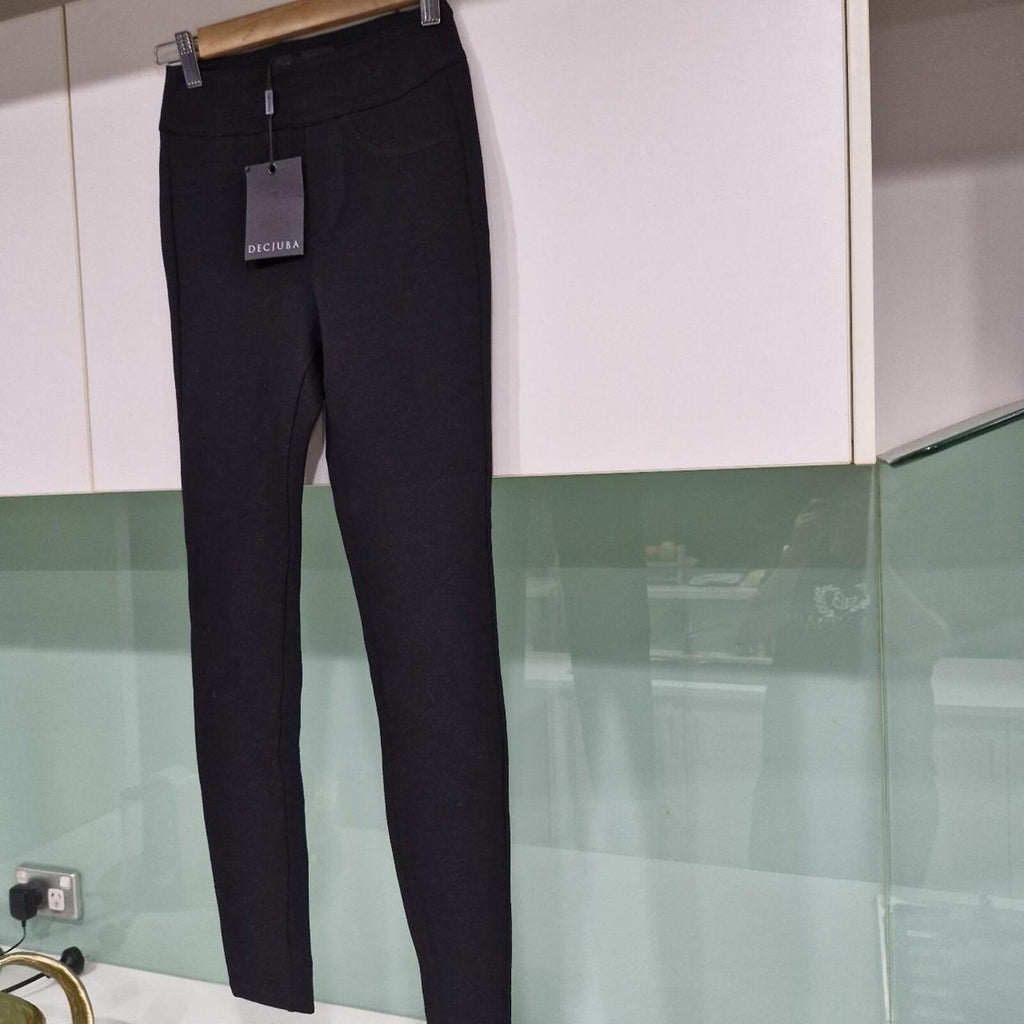Decjuba black pants #blackpants