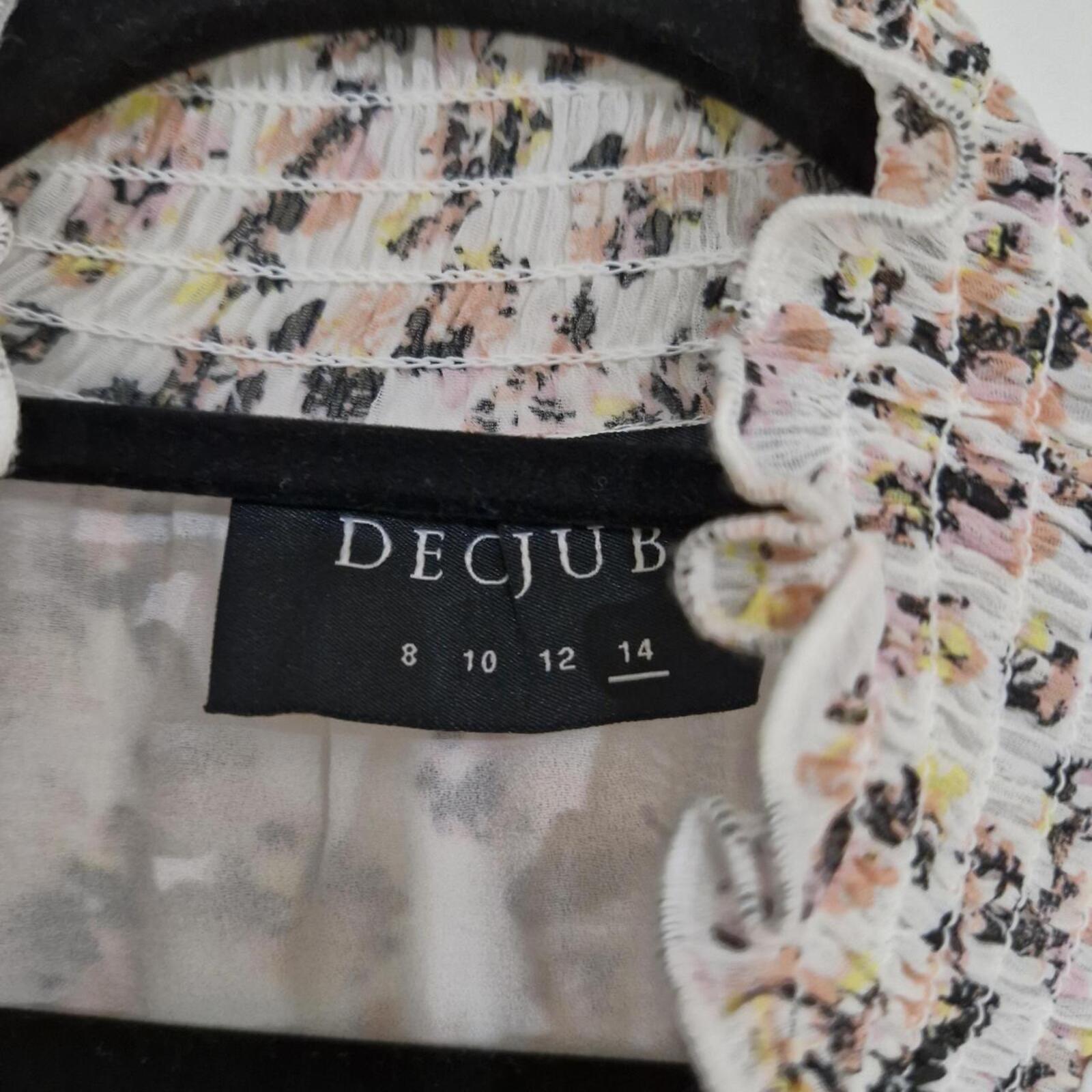 Decjuba High Neck Patterned Dress