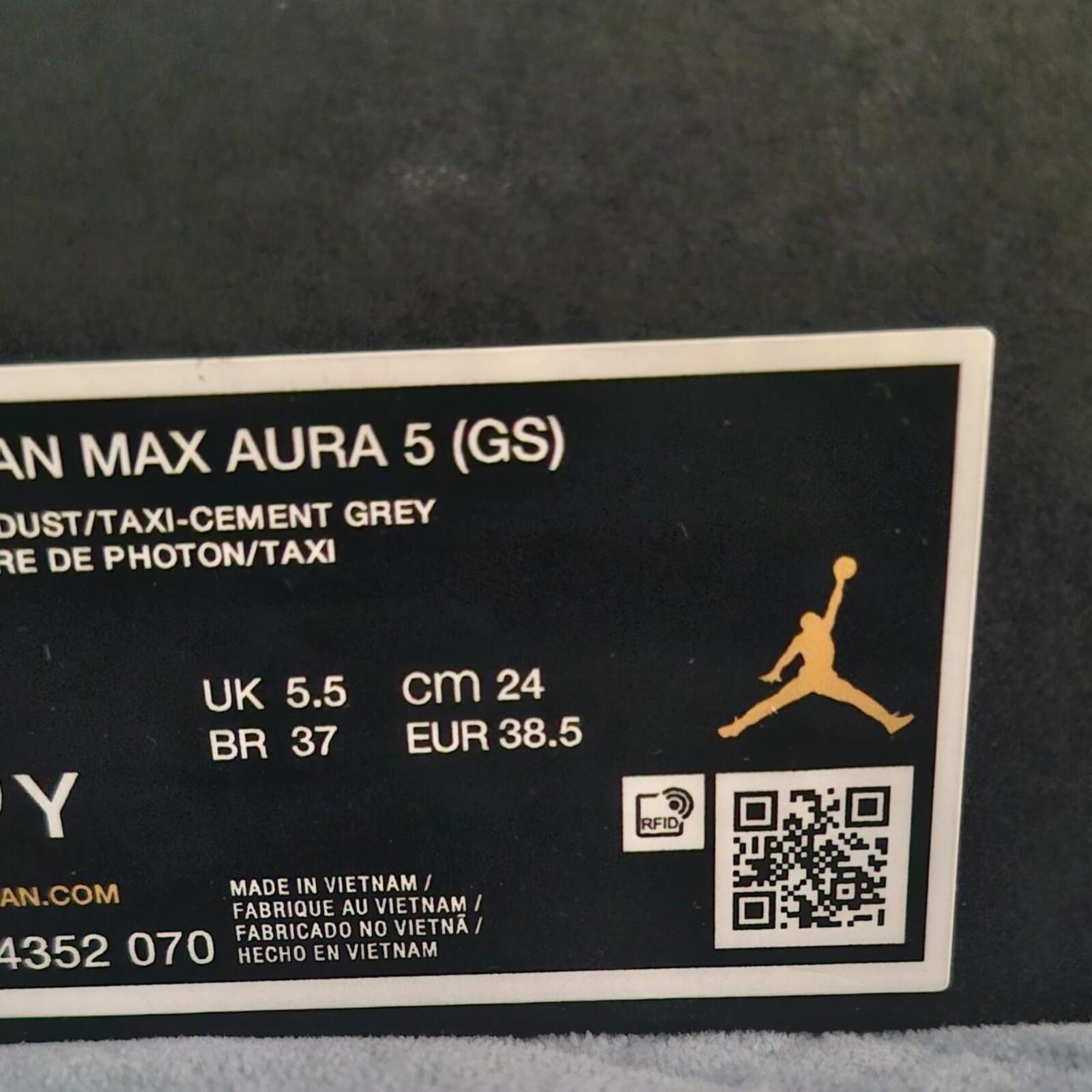 Jordan Max Aura 5