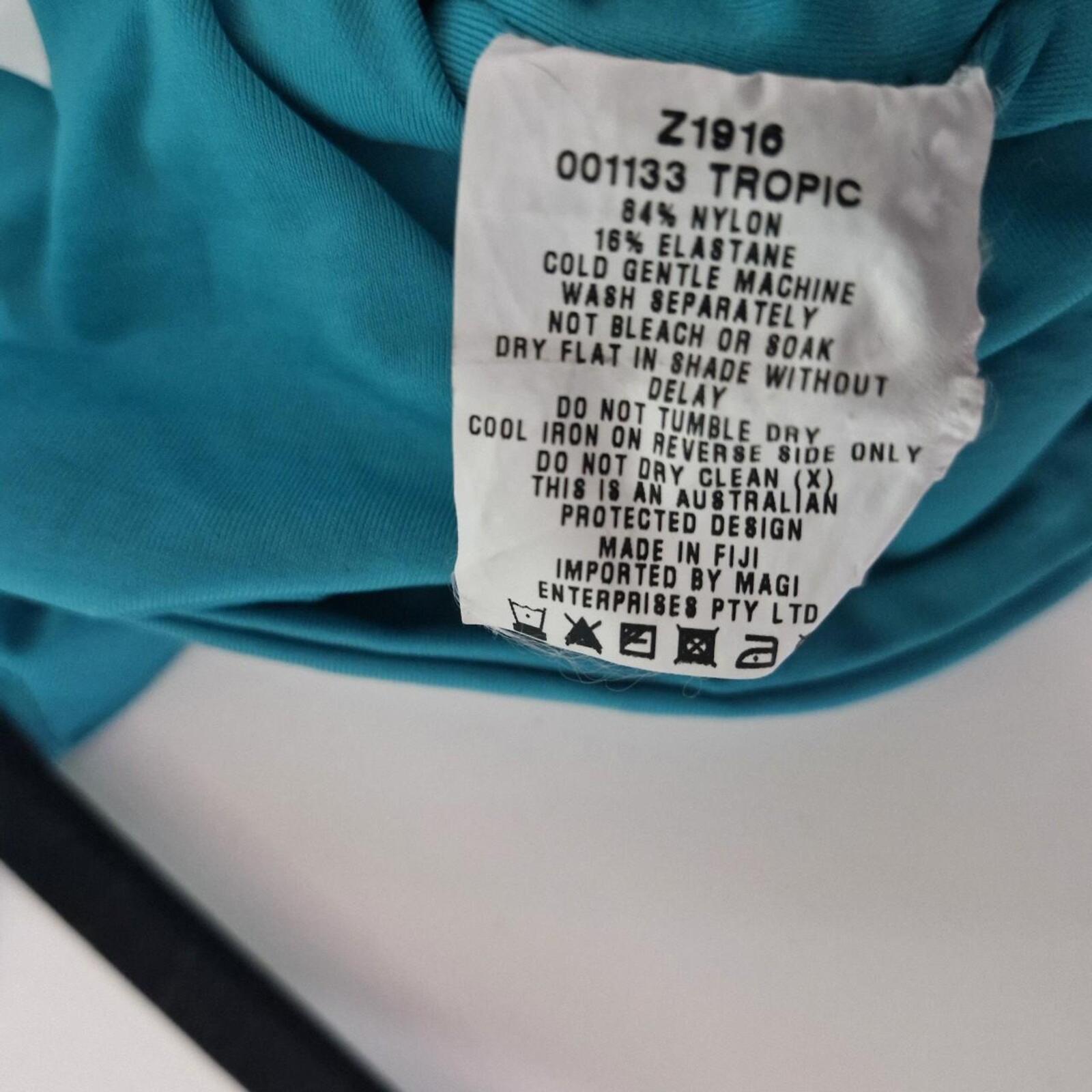 Kookai Aqua Crop Top 1