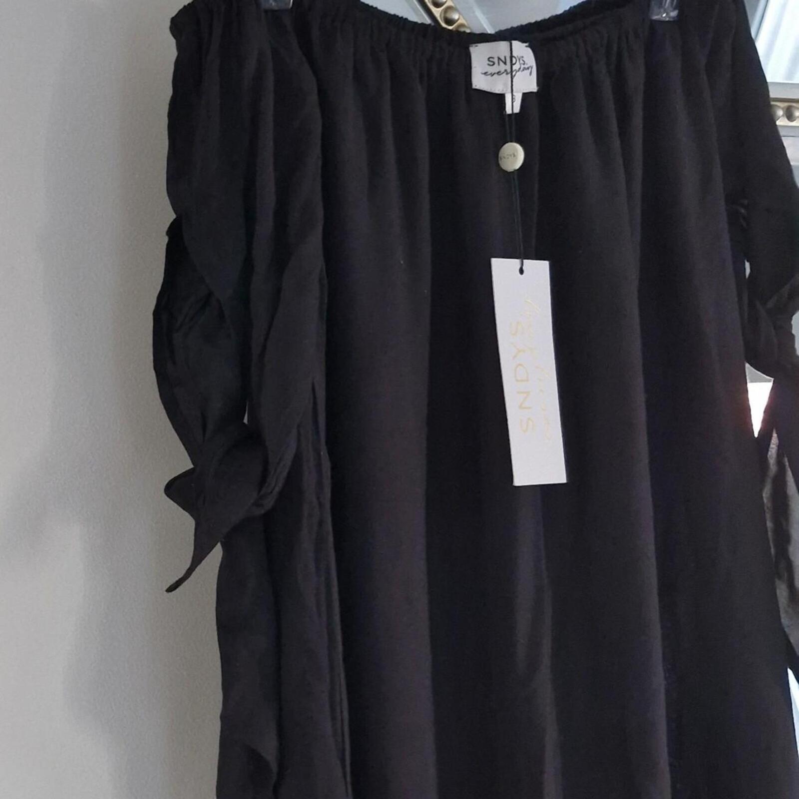 SNDYS Off Shoulder Maxi Dress 12