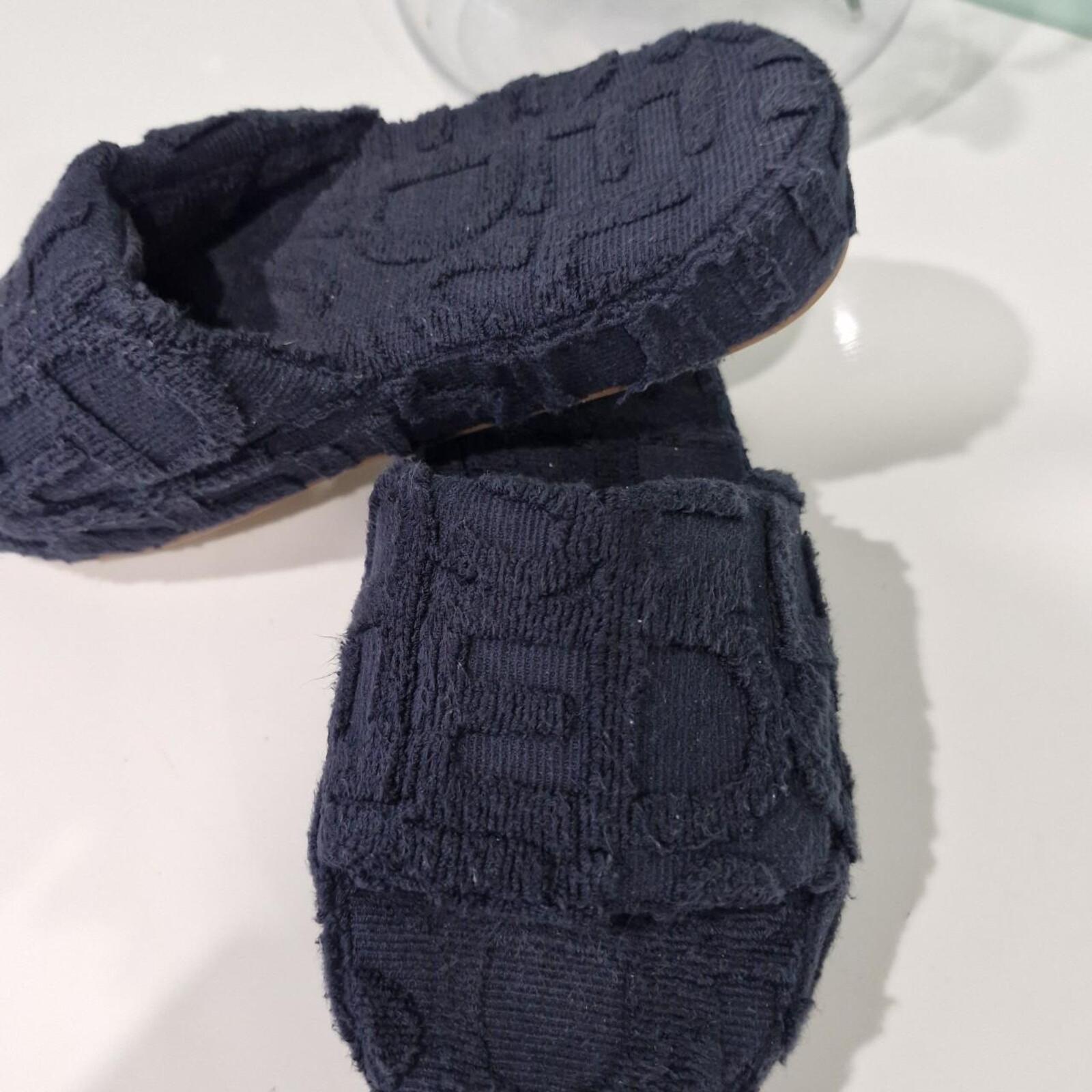 Seed Hertitage Christa Terry Towel Sandal Size 9