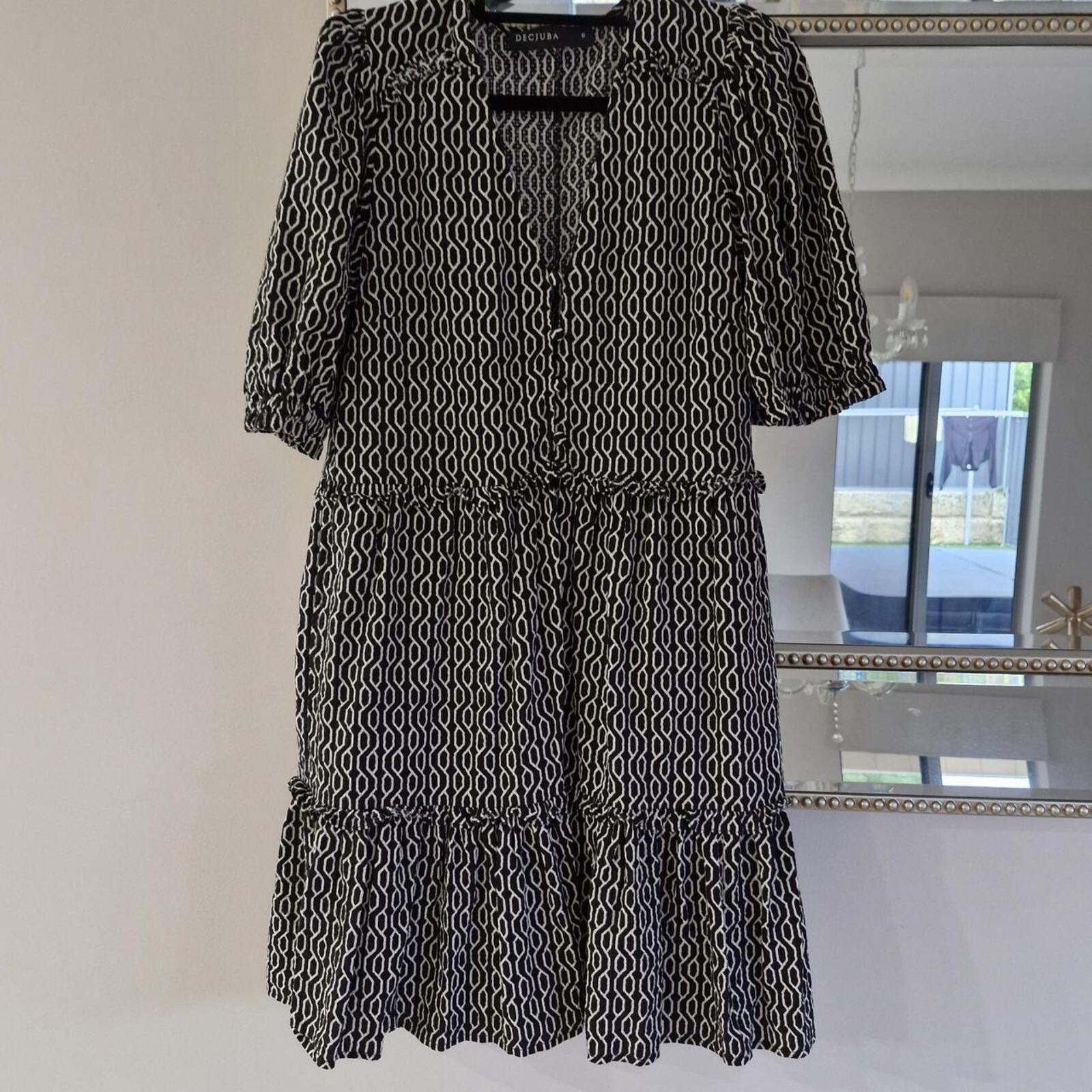 Decjuba Black & White Geometric Ruffle Dress