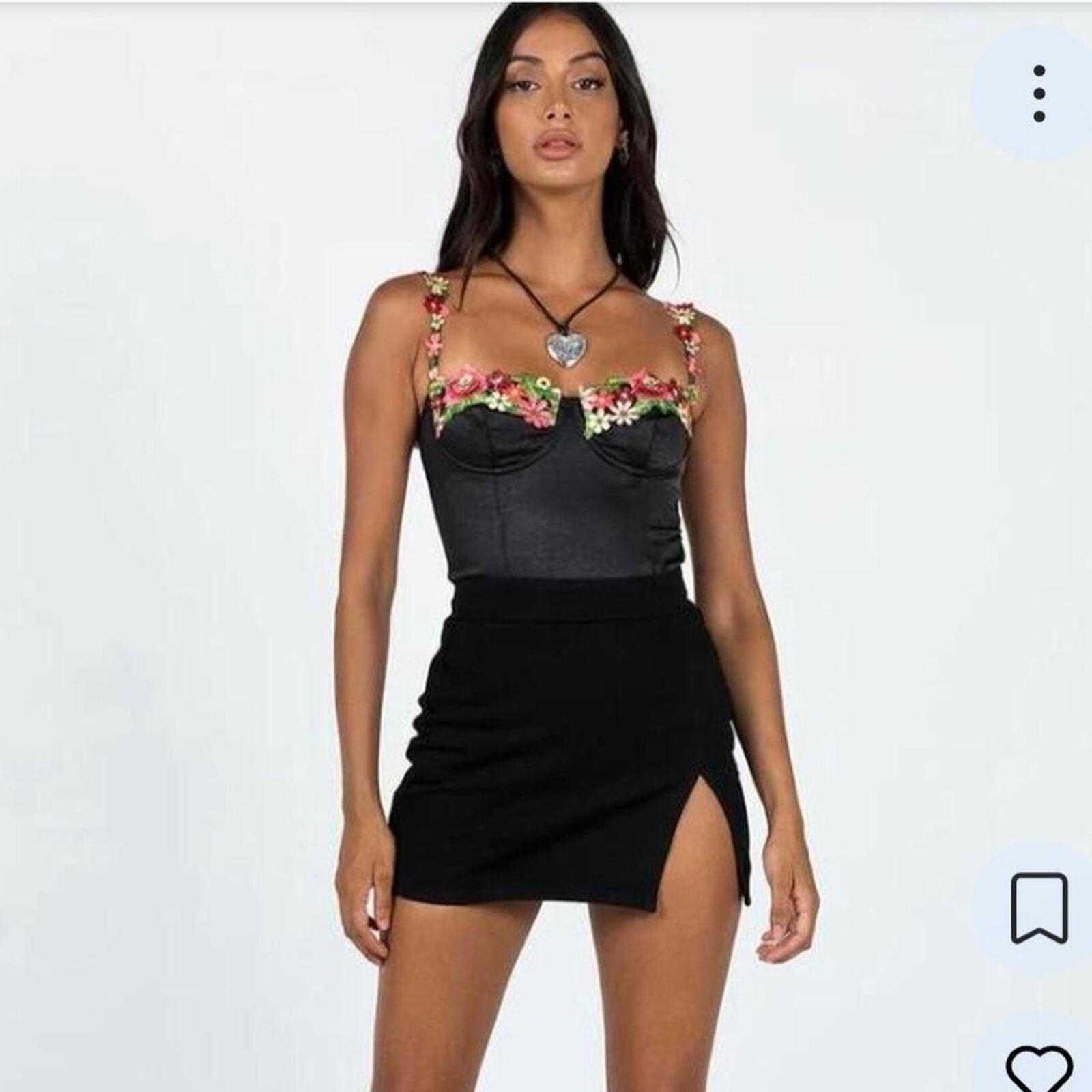 Lioness Lola black mini skirt
