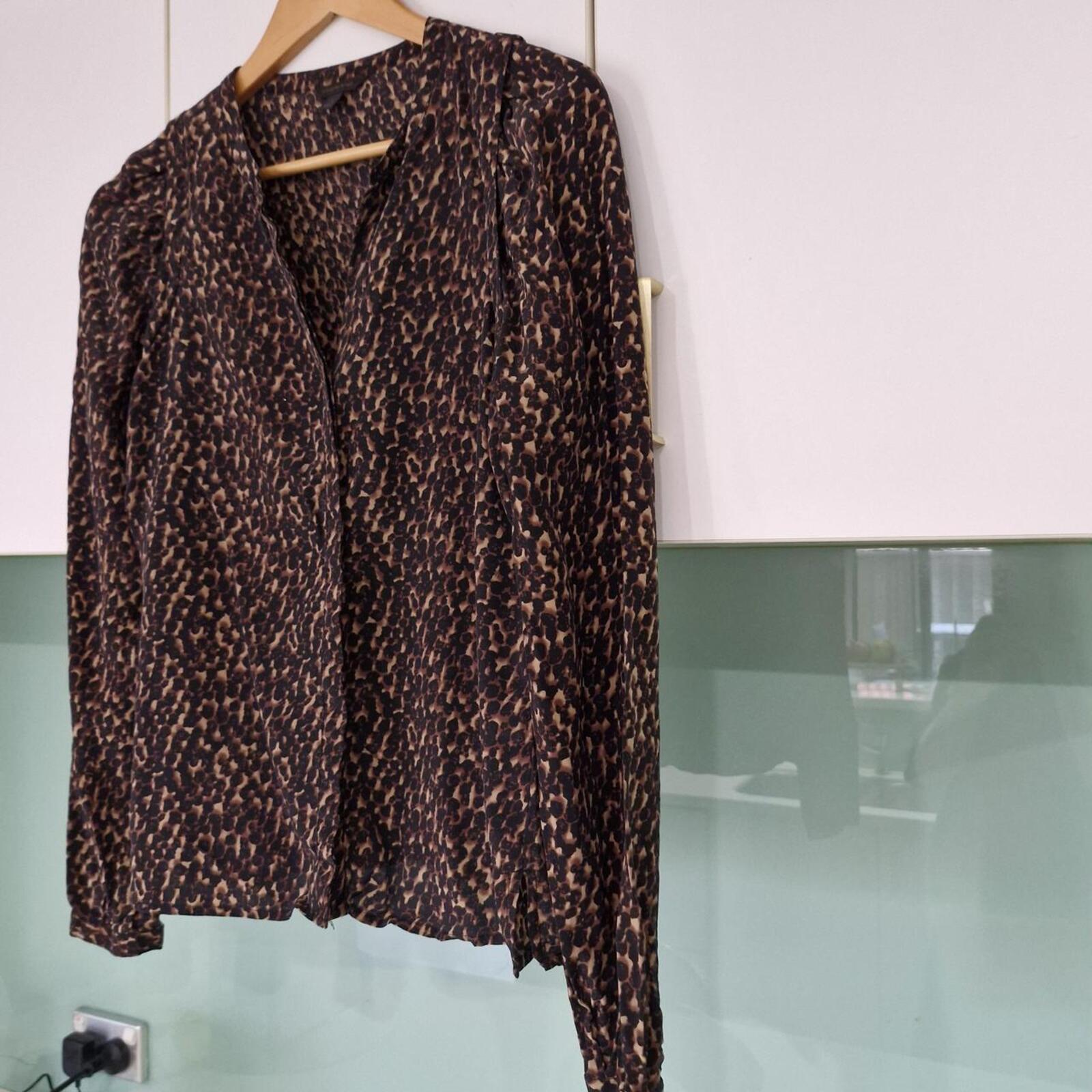 Brown and black Country Road blouse S