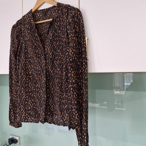 Brown and black Country Road blouse S