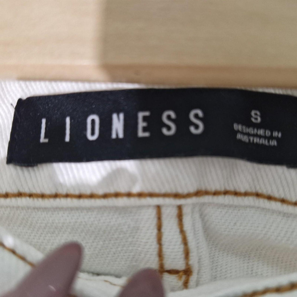 Lioness white denim skirt