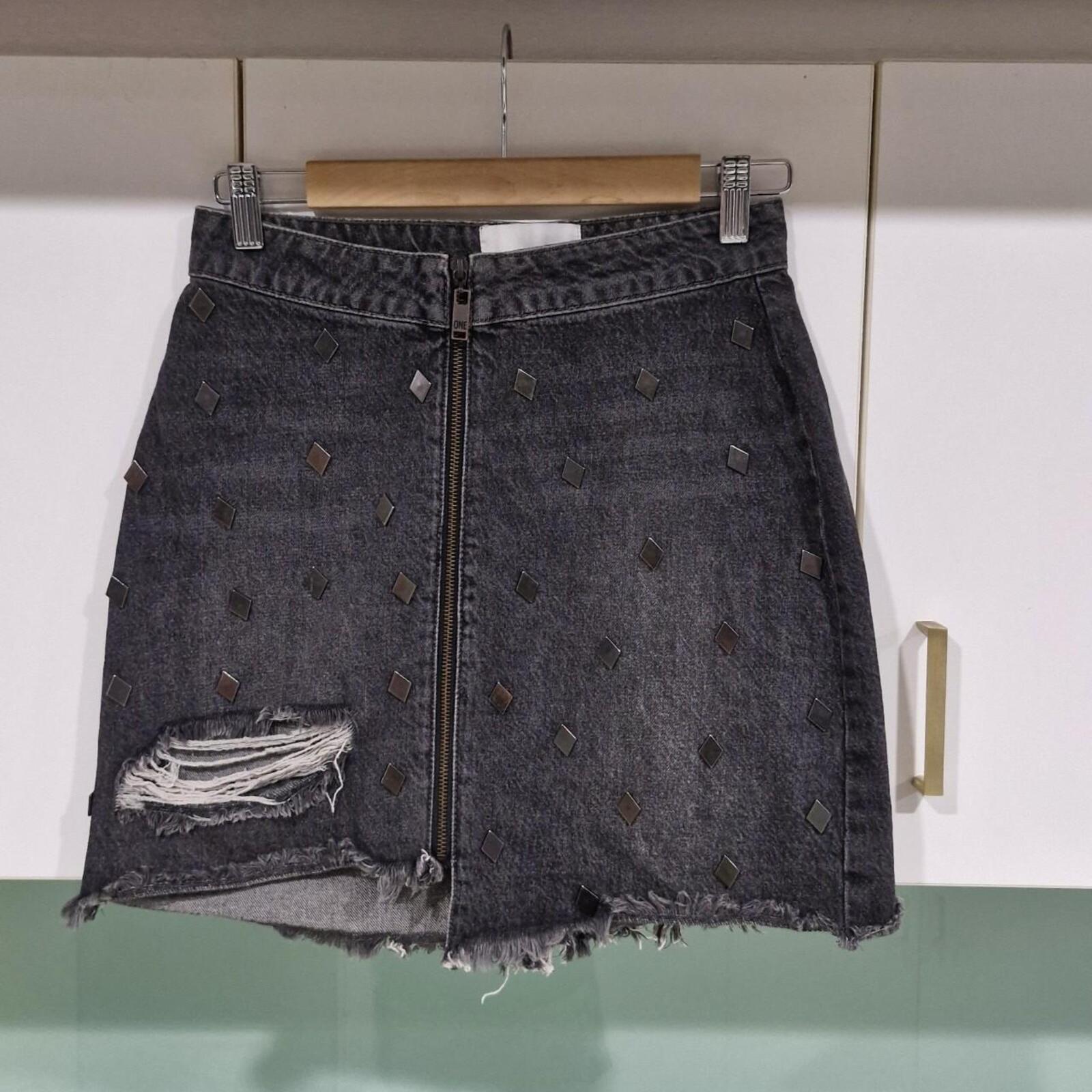 One Teaspoon black denim mini skirt with diamond shape studs and zipper detail 26"