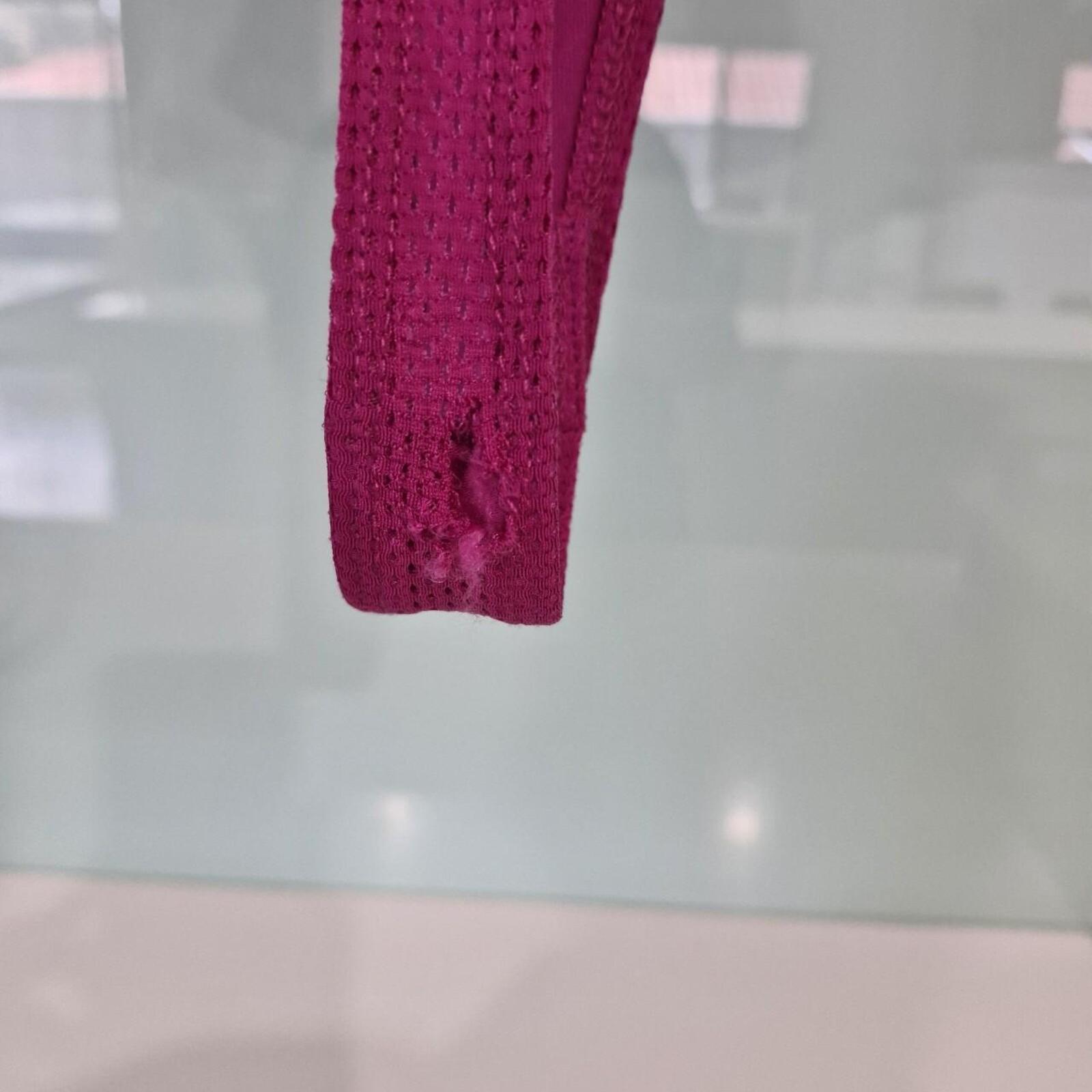 Hot pink Guess bodysuit M