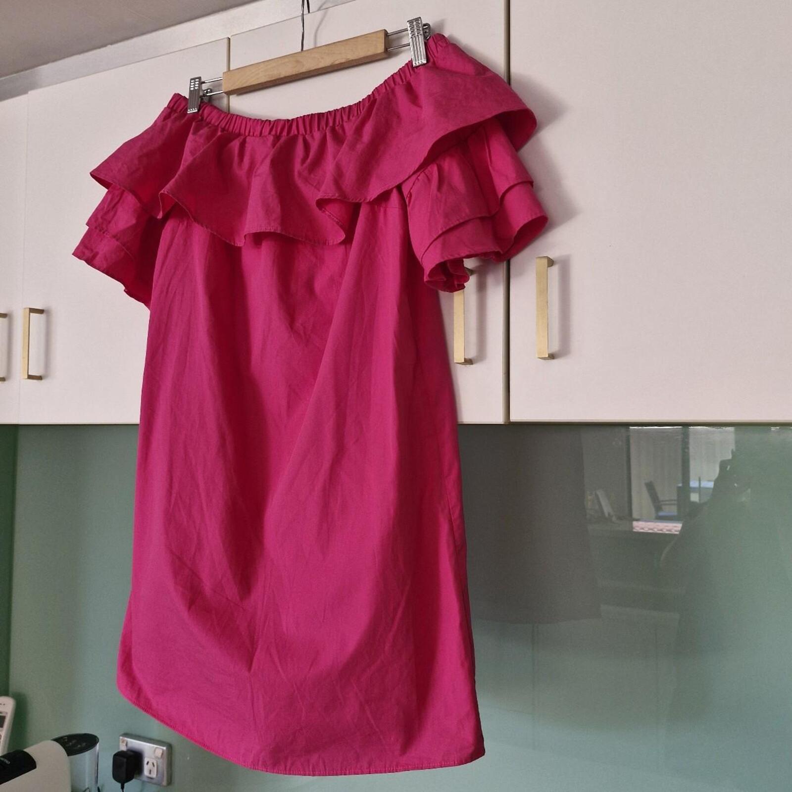 Pink Bershka off the shoulder dress M