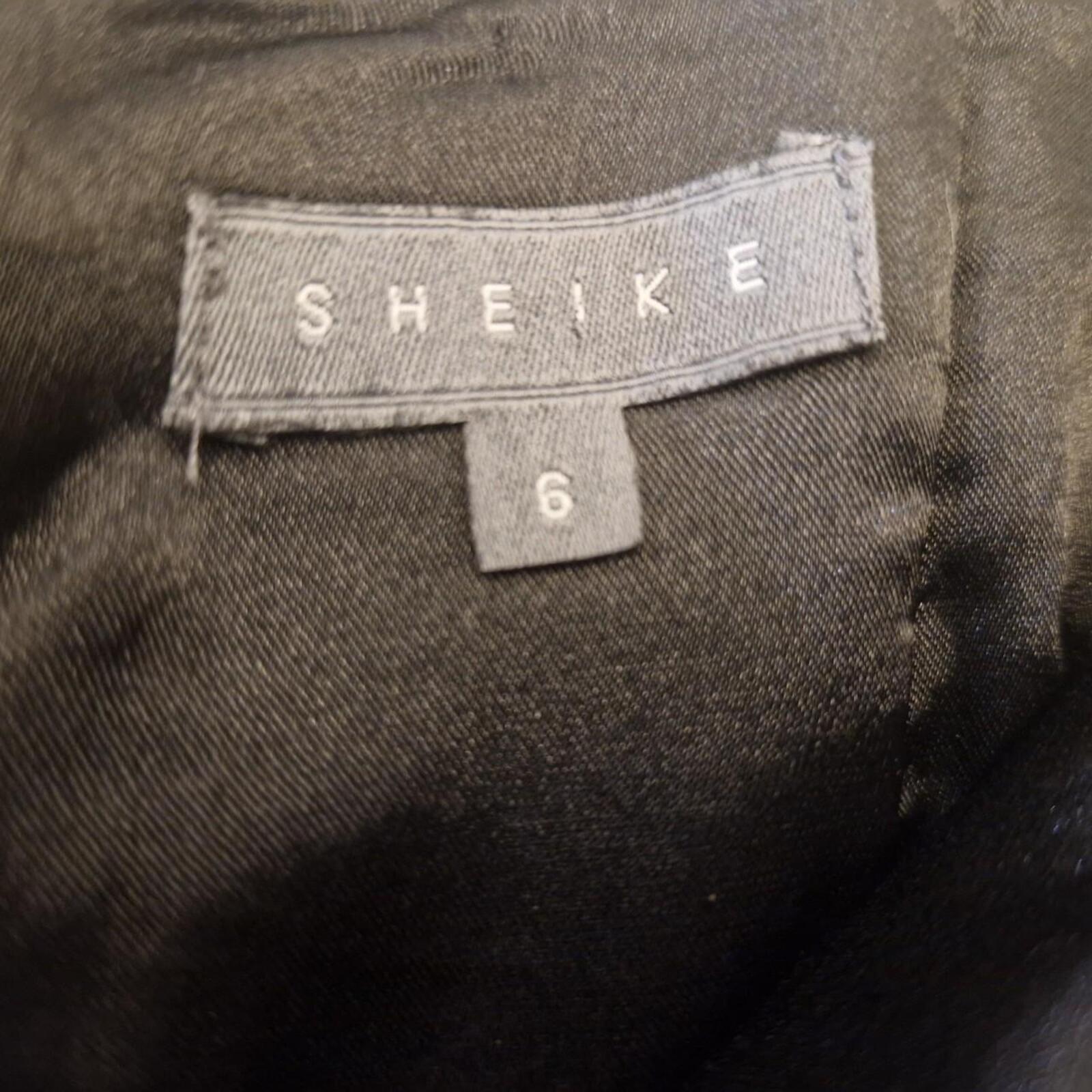 Sheike Juliet Dress (IM SELLING A NAVY ONE)