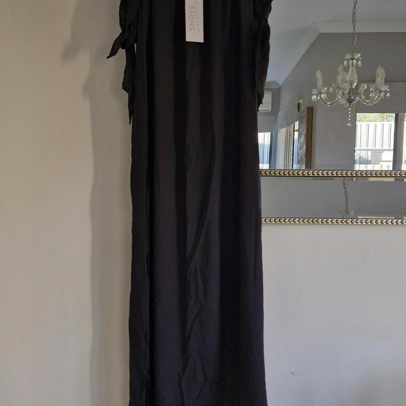 SNDYS Off Shoulder Maxi Dress 12