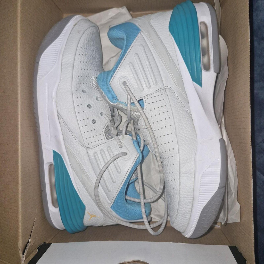 Jordan Max Aura 5