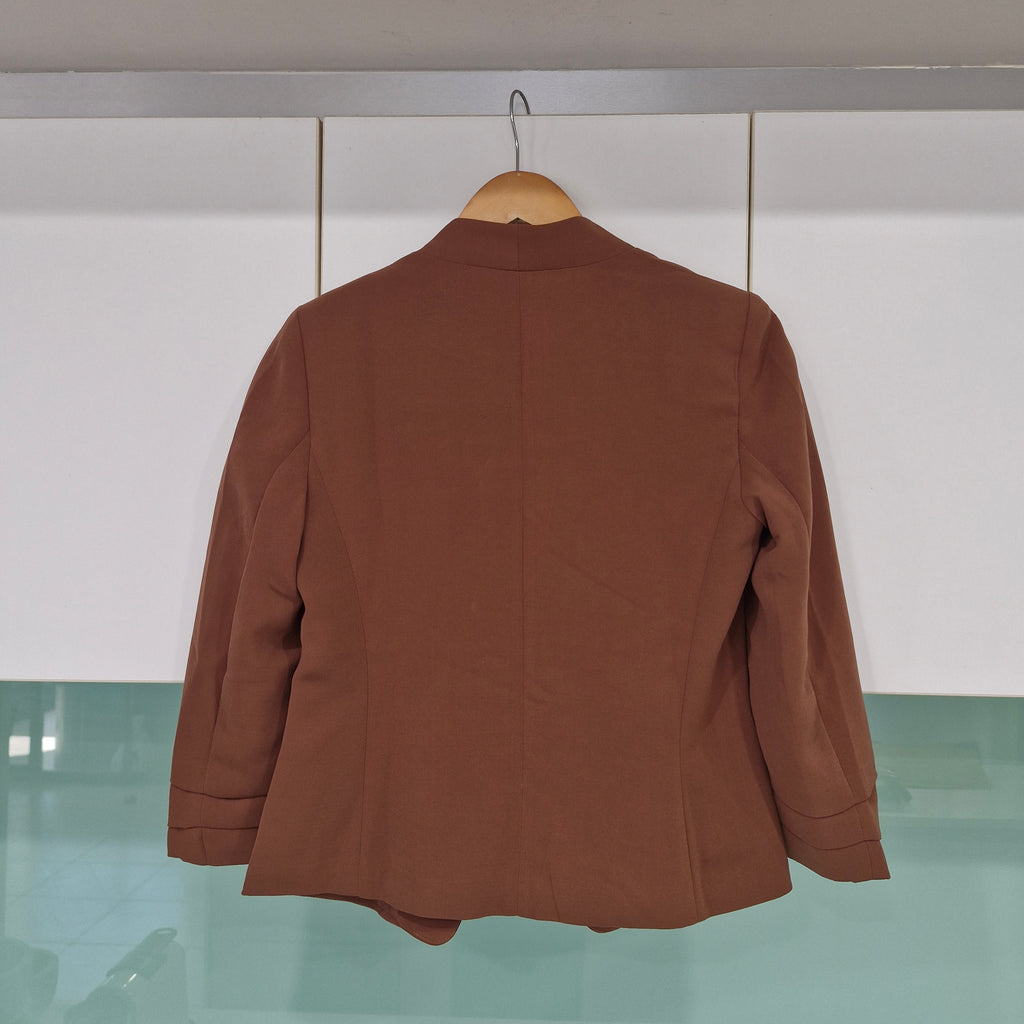 Forcast Crop Blazer With Ruched 3/4 Sleeves 8